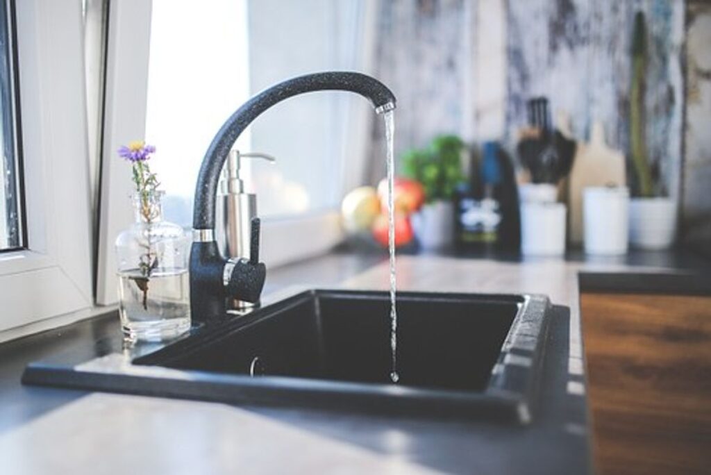 how to fix a clogged sink
