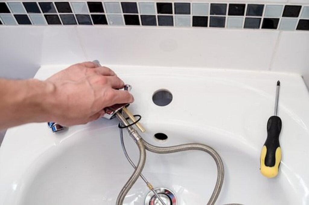 plumbing in toronto