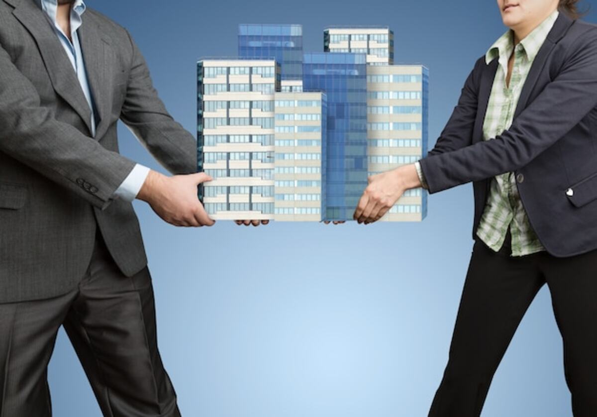 how many jobs are available in real estate investment trusts