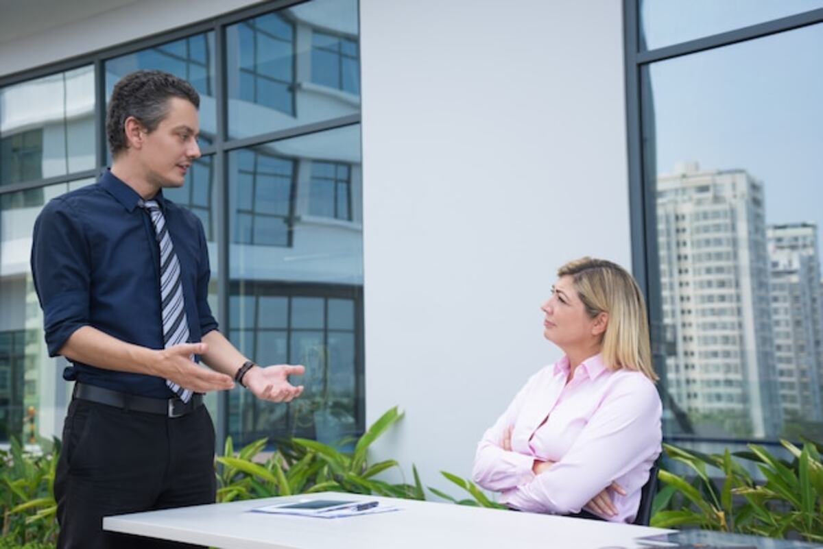 how many jobs are available in real estate investment trusts